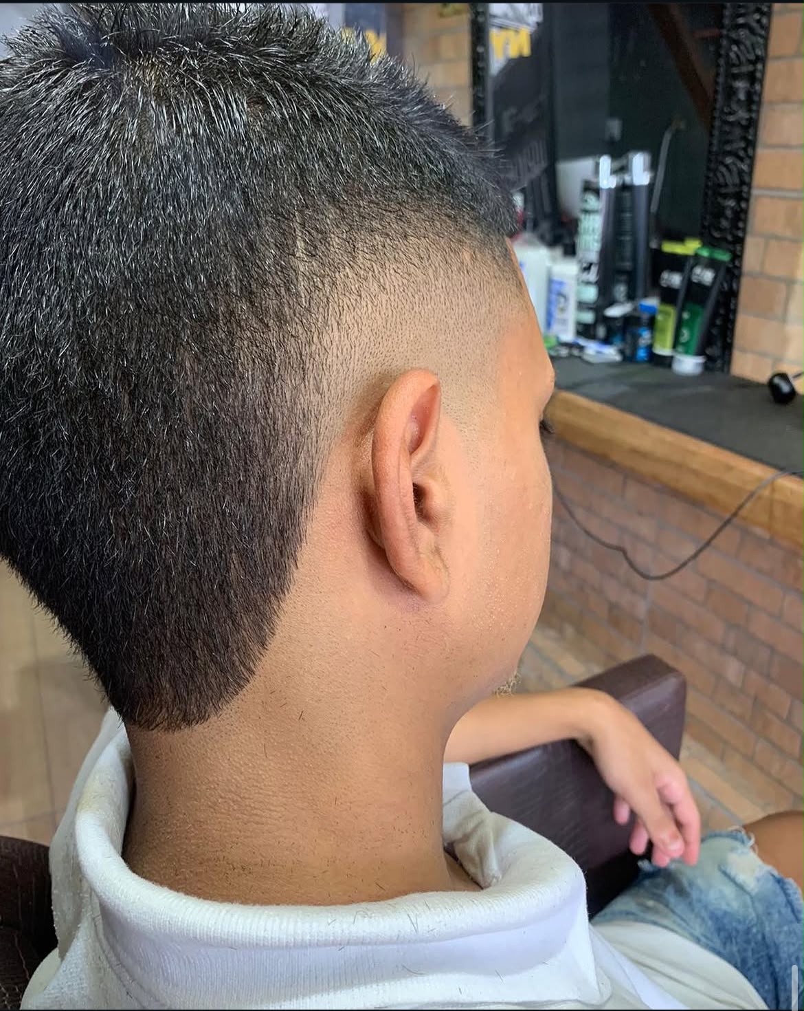 Corte moicano com degradê